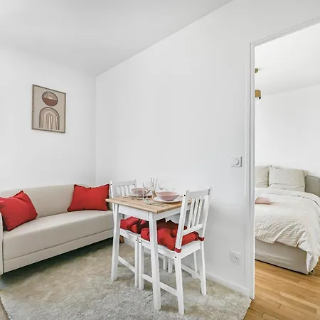 Apartment Magnifique Renove La Defense Paris Gare 2pers *