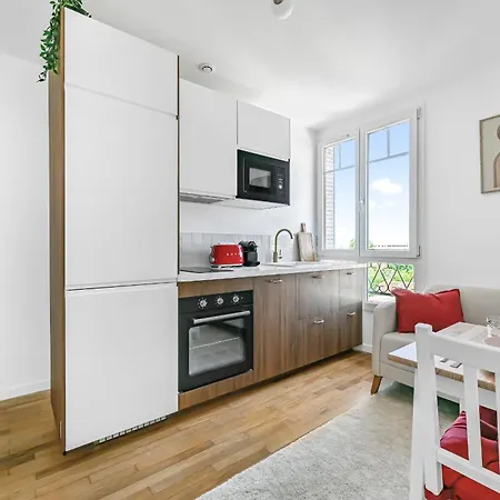 Apartment Magnifique Renove La Defense Paris Gare 2pers